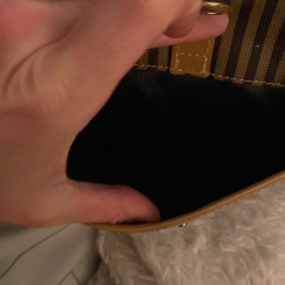 🌈BYE 🌈😍RARE VNT AUTH FENDI Crossbody 😍😍😍😍 - Picture 12 of 16